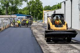 Best Gravel Driveway Installation  in La Nte, MO